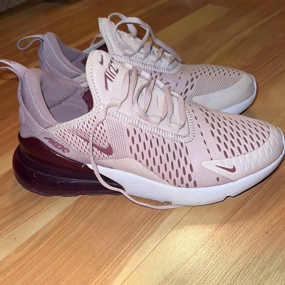 Women’s Nike Air Max 270